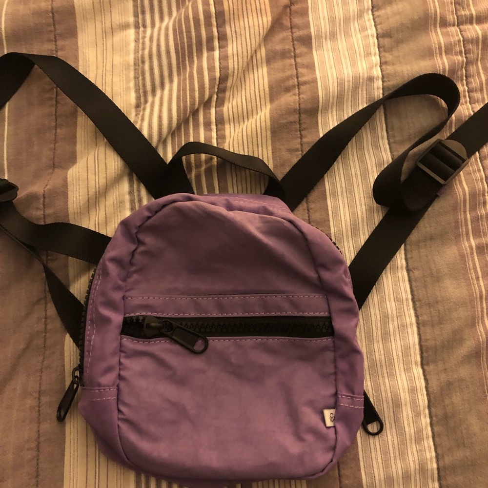 Mini Purple Backpack - Picture 3 of 3